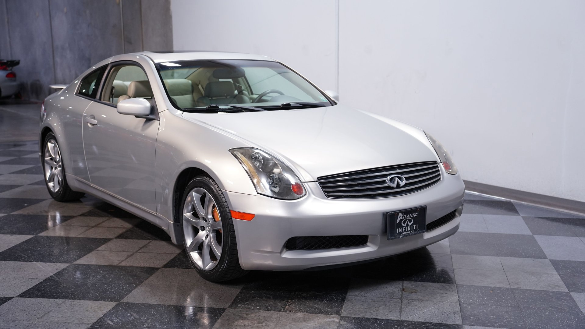 Used 2004 INFINITI G35 Coupe w/ Premium Pkg image 15