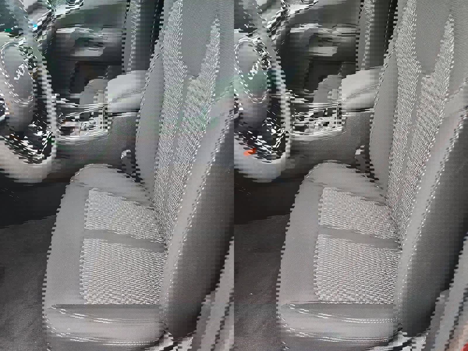 Certified 2025 Kia Sorento LX image 15