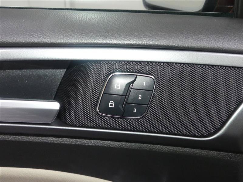 Used 2015 Ford Fusion Titanium FWD image 20