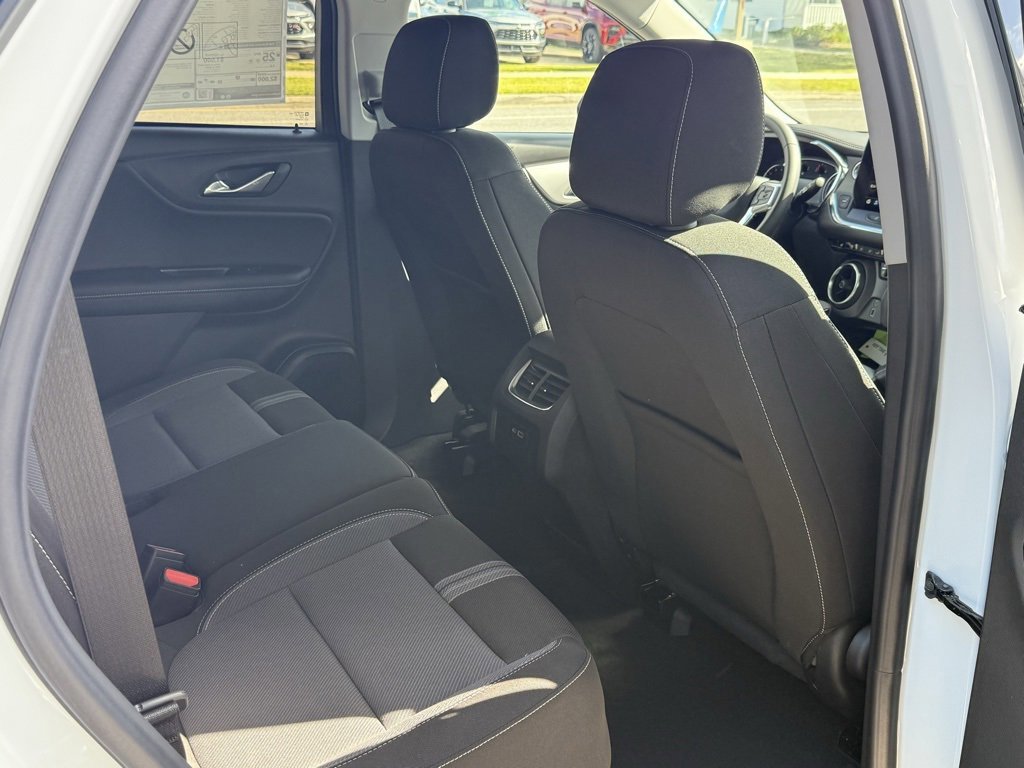 New 2026 Chevrolet Blazer LT w/ LPO, Black Sport Package image 54