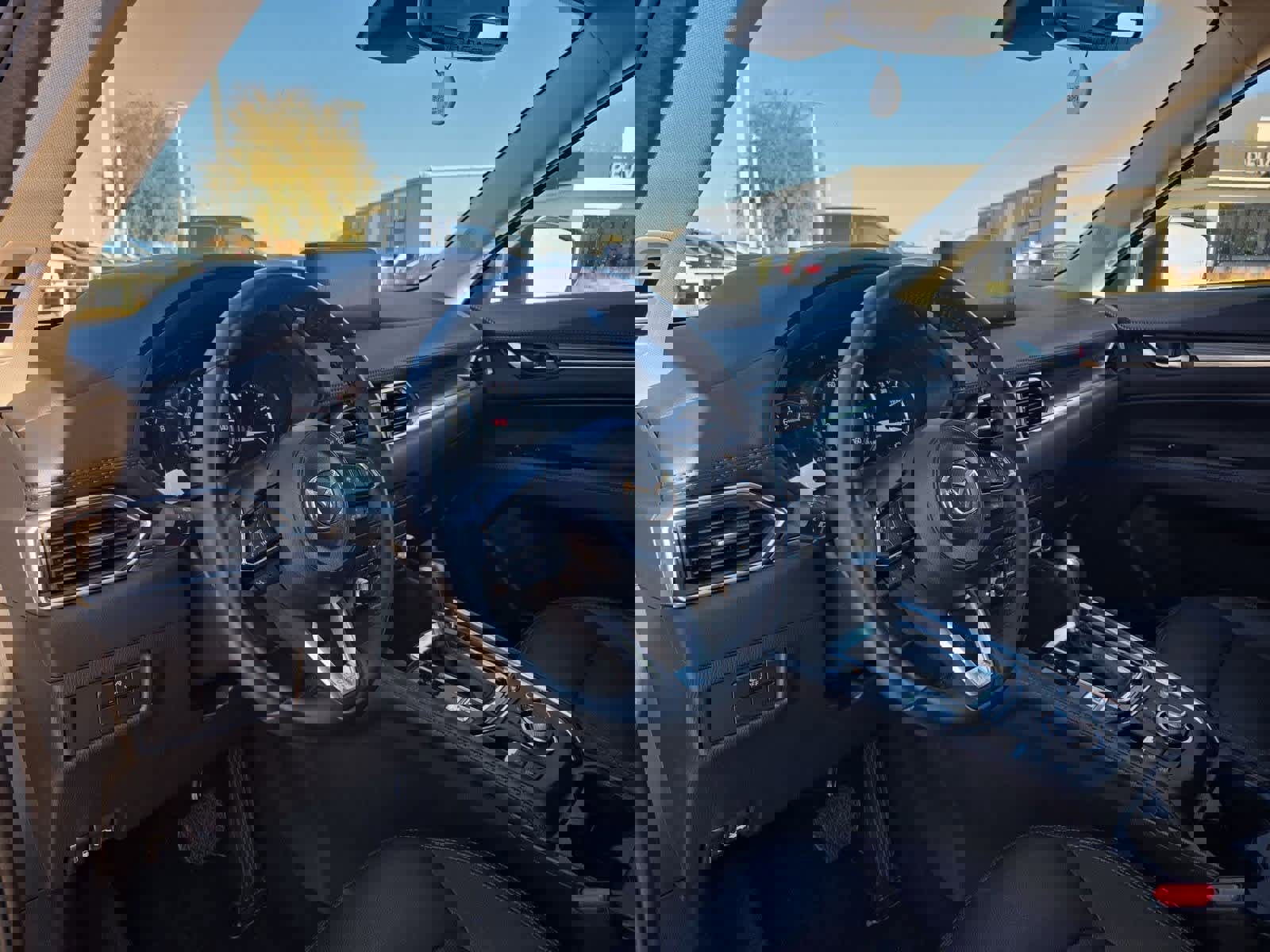 Used 2023 MAZDA CX-5 AWD 2.5 S w/ Premium Package image 2