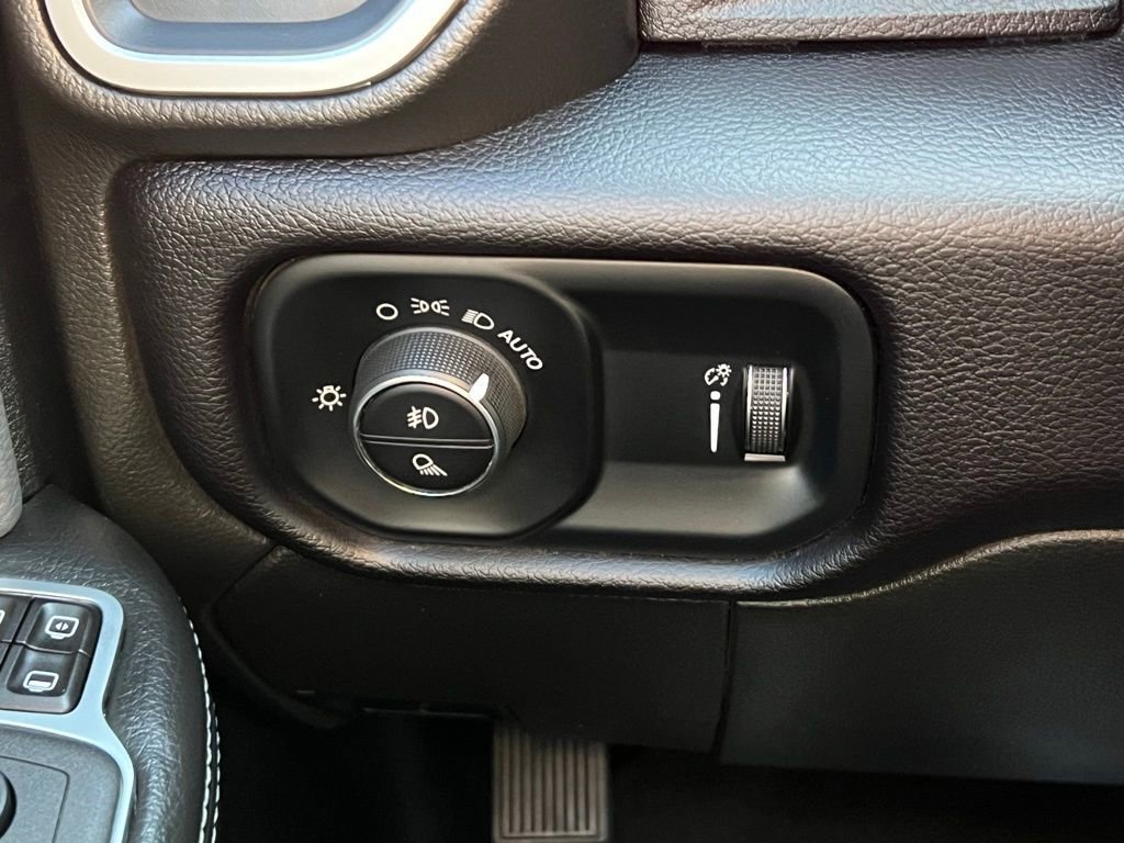 Used 2023 RAM 2500 Big Horn w/ Level 1 Equipment Group image 30