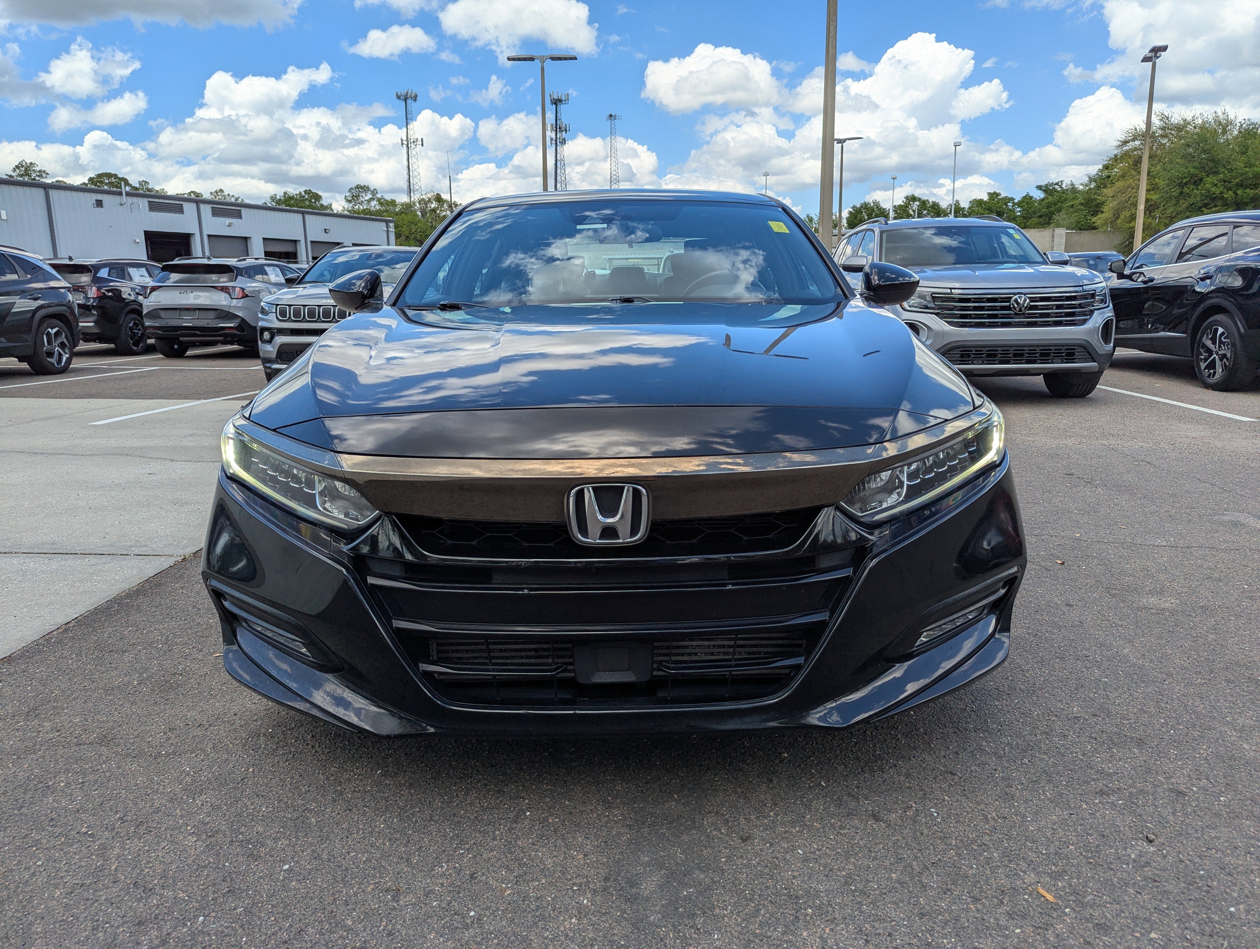 Used 2019 Honda Accord Sport image 3
