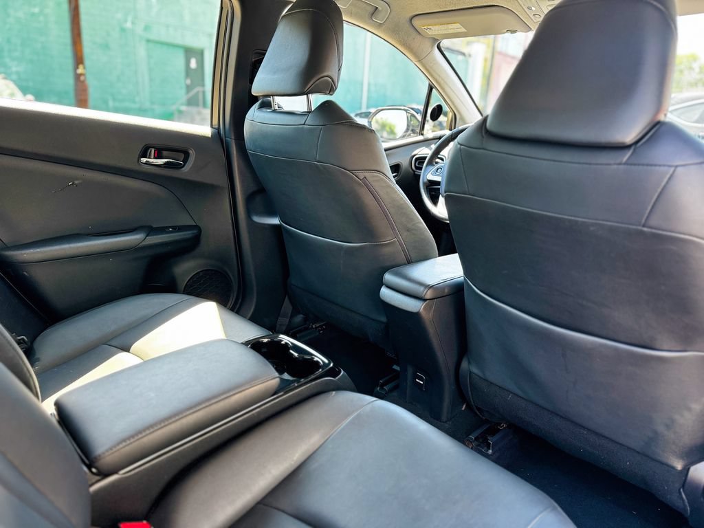 Used 2017 Toyota Prius Prime Premium w/ Preferred Accessory Package FWD image 69