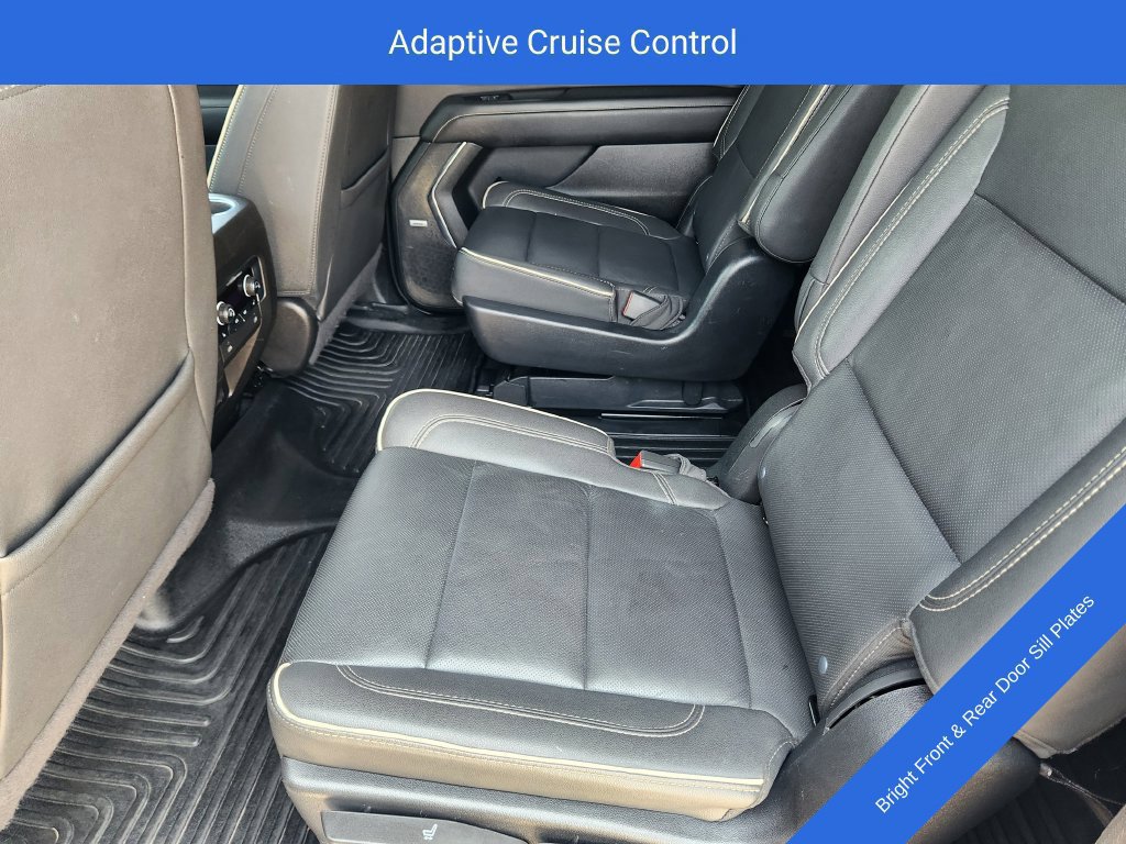Used 2024 Chevrolet Suburban Premier w/ Premium Package RWD image 38