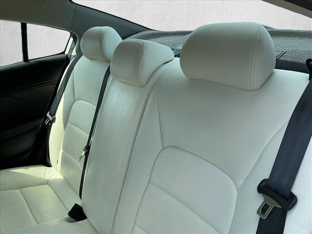 Used 2017 Kia Forte LX image 14