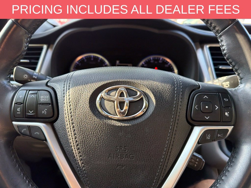 Used 2018 Toyota Highlander XLE FWD image 17