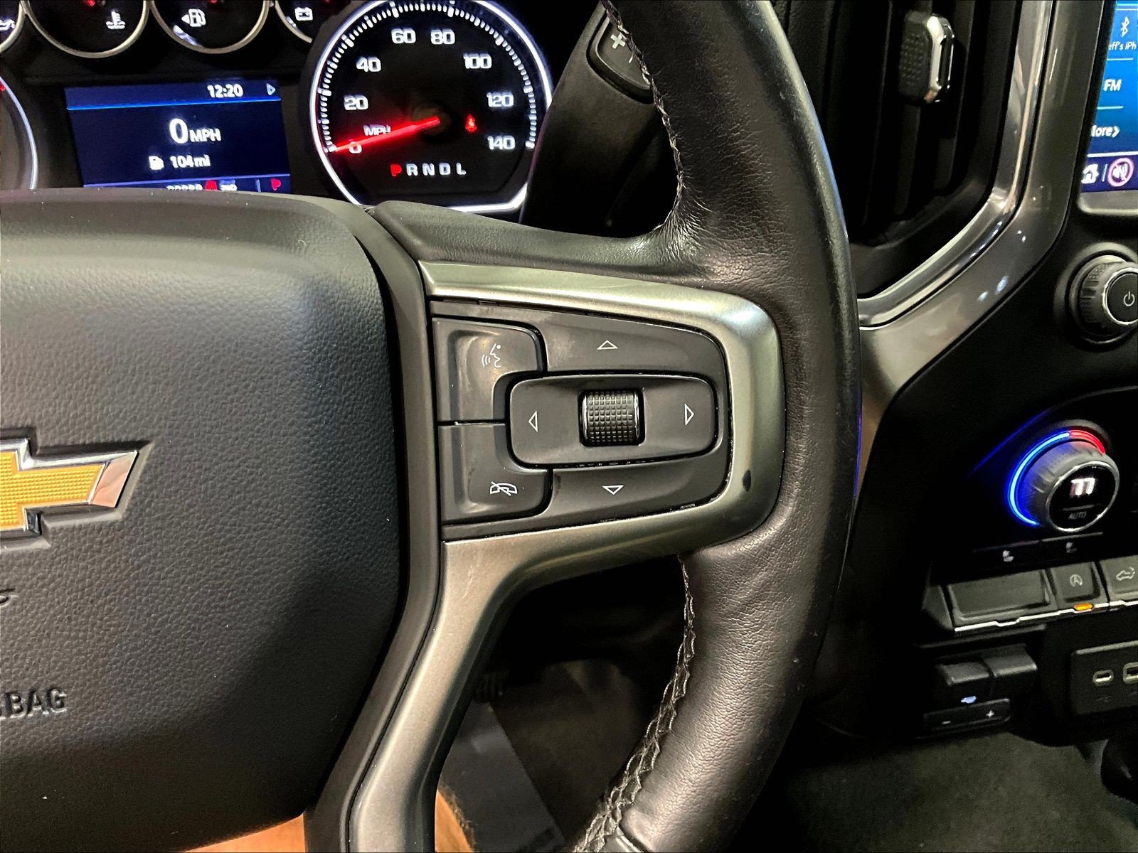 Used 2021 Chevrolet Silverado 1500 LT w/ Bed Protection Package AWD/4WD image 13