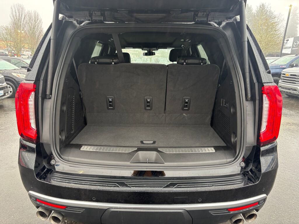 Used 2022 GMC Yukon Denali w/ Max Trailering Package image 11