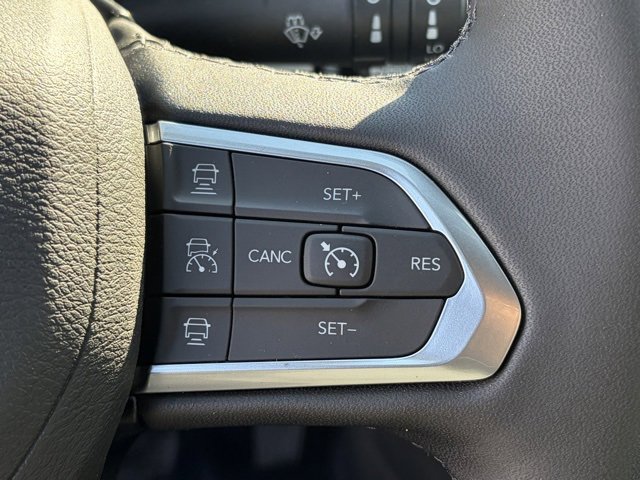 New 2026 Jeep Compass Limited image 38