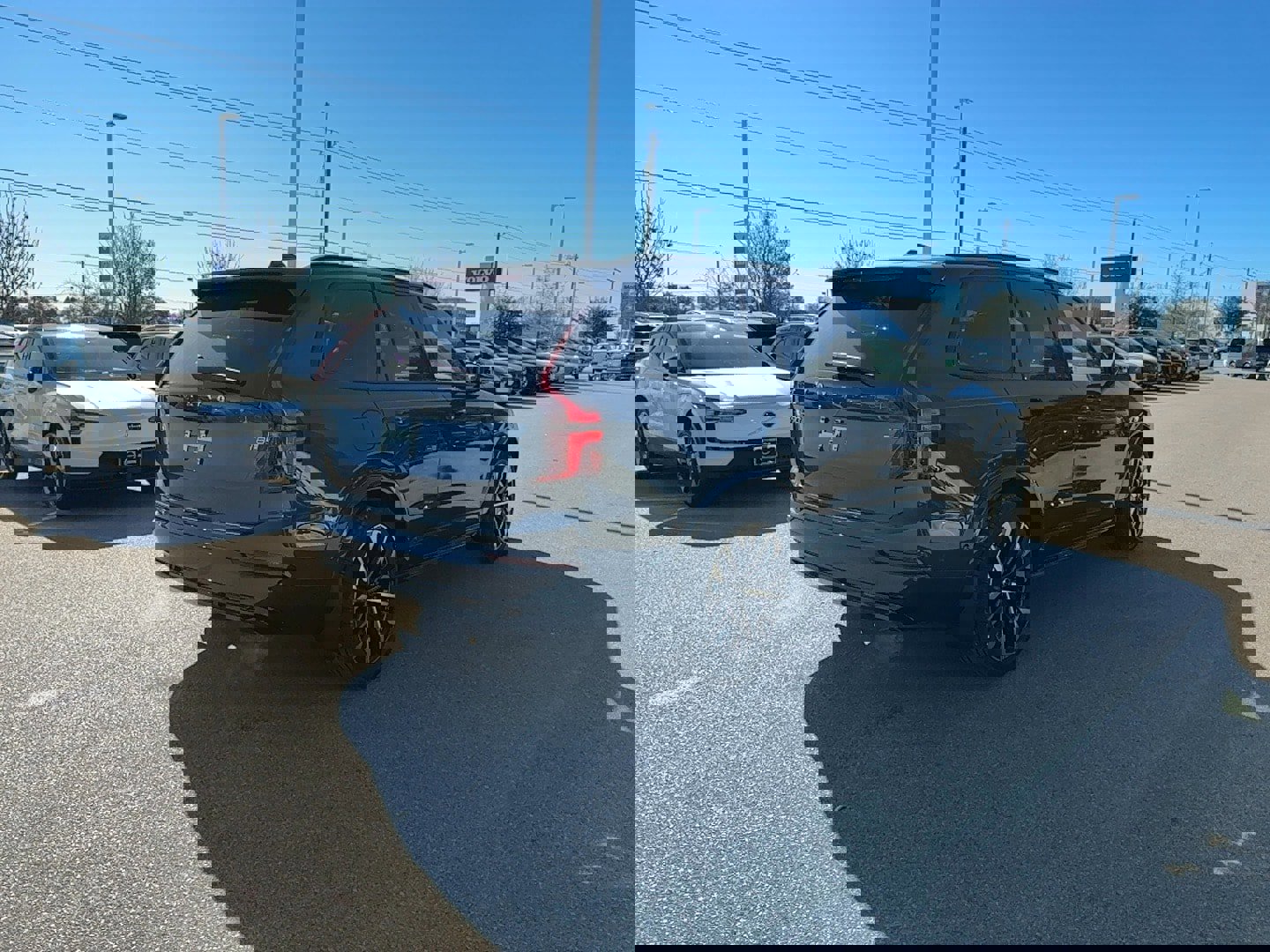 New 2026 Volvo XC90 T8 Ultra w/ Lounge Package image 6