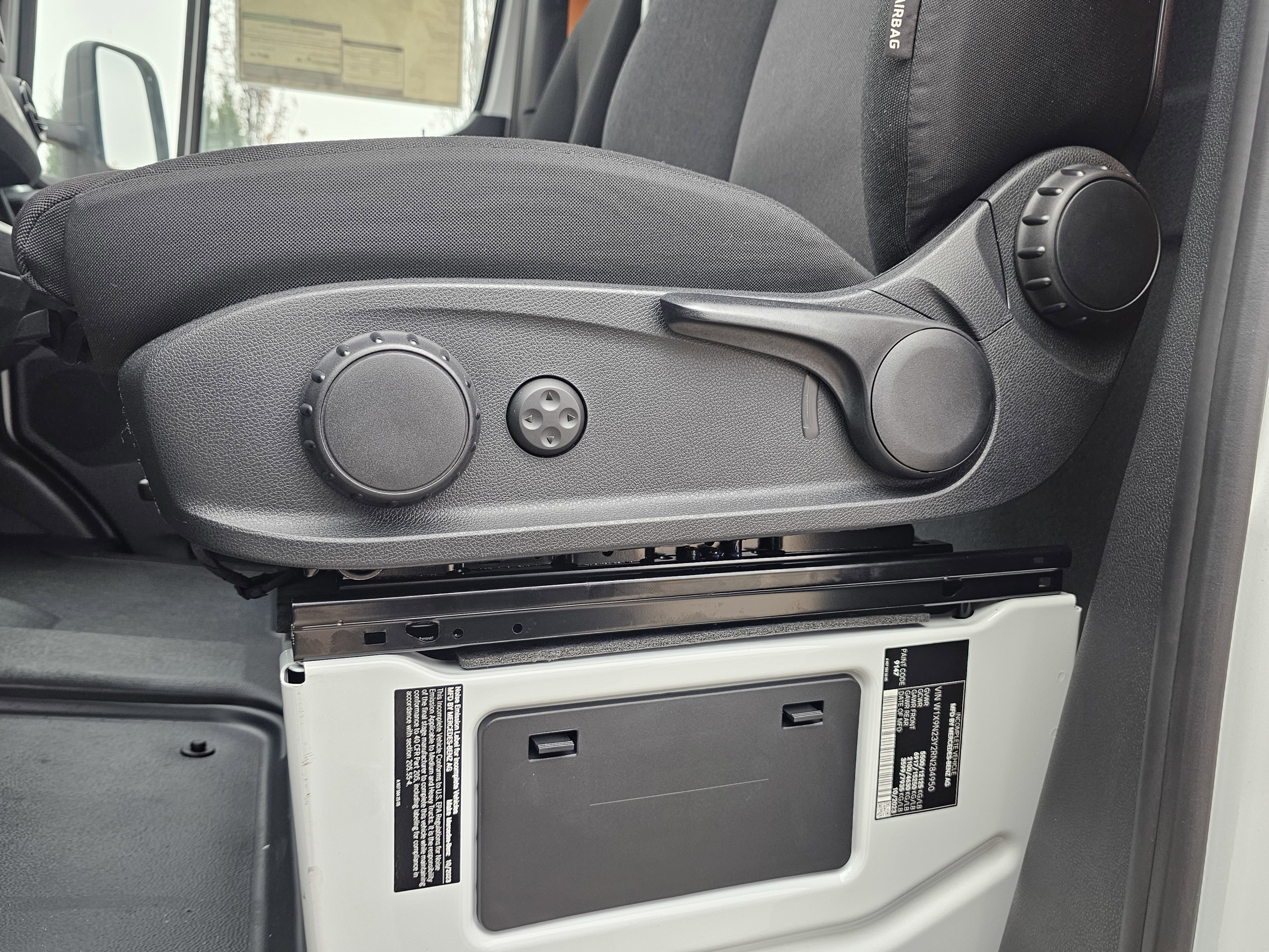 New 2024 Mercedes-Benz Sprinter 4500 image 18