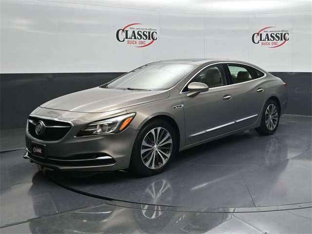 Used 2017 Buick LaCrosse Essence w/ Sun and Shade Package image 3