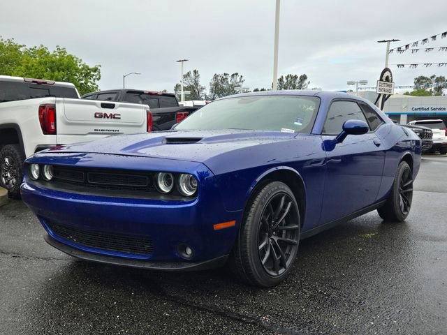 Used 2022 Dodge Challenger SXT w/ Blacktop Package image 8
