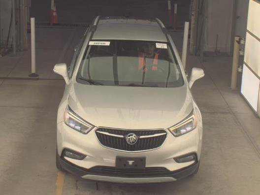 Used 2020 Buick Encore Essence AWD/4WD image 2