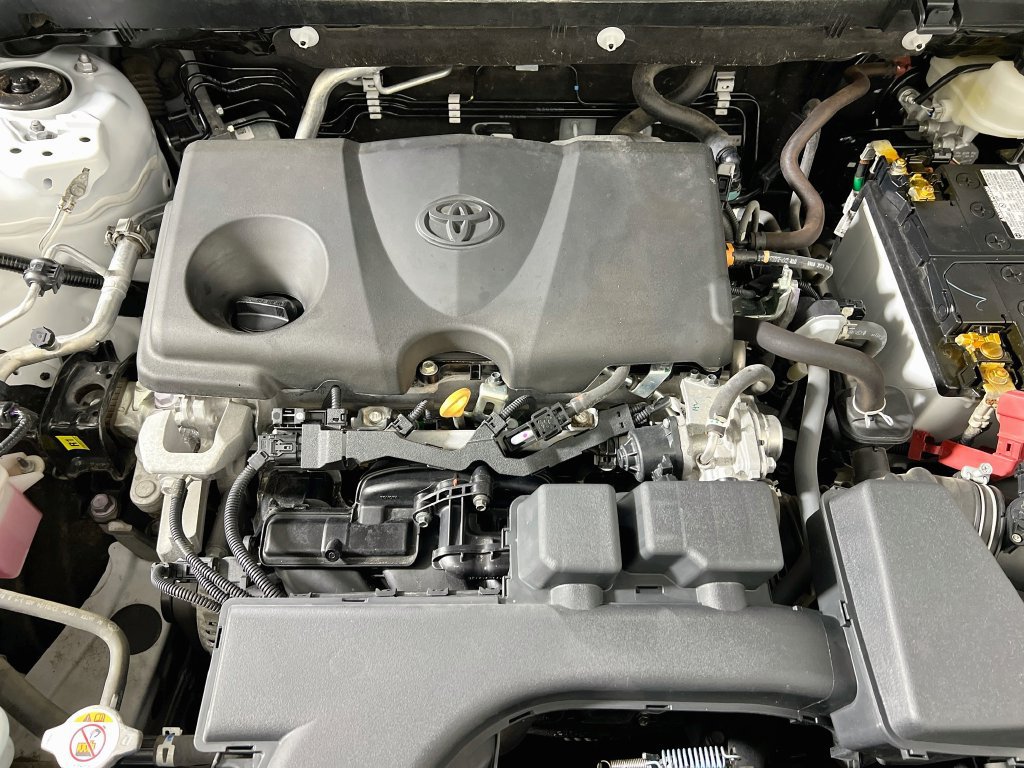 Certified 2024 Toyota RAV4 LE AWD/4WD image 26