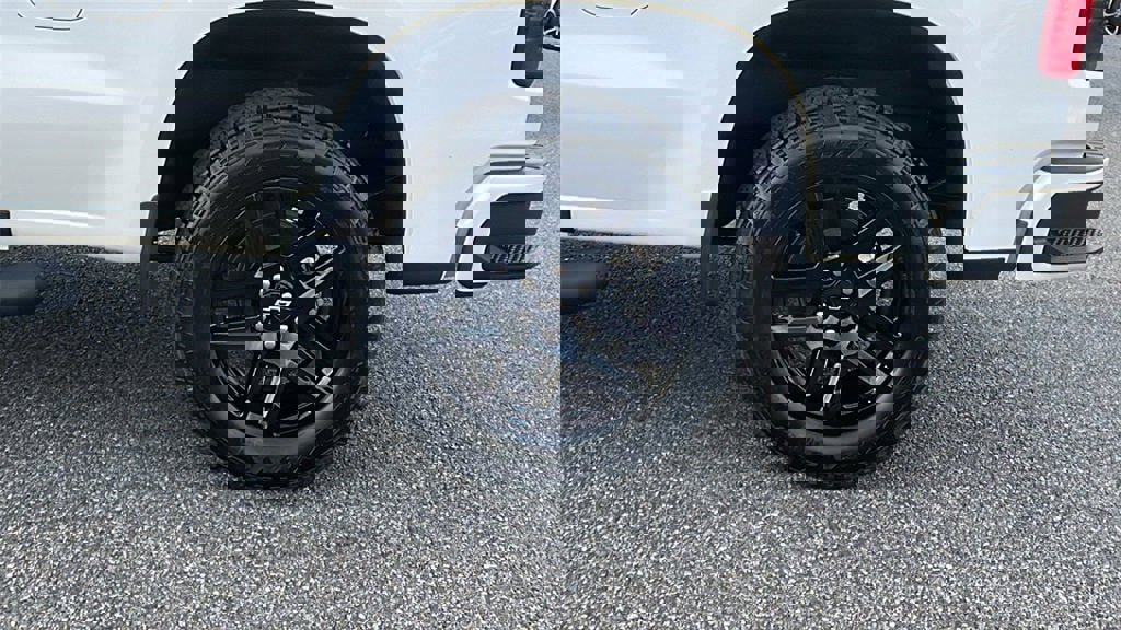 New 2026 Chevrolet Silverado 1500 Custom w/ Turbomax Blackout Package image 9