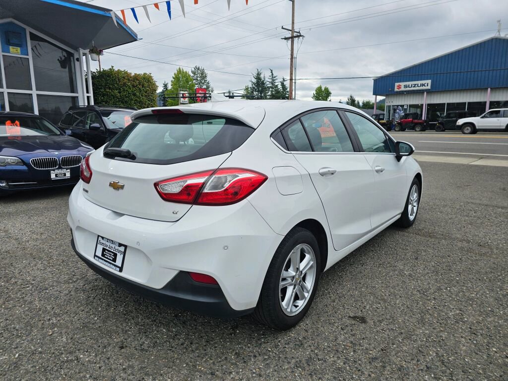 Used 2017 Chevrolet Cruze LT w/ Convenience Package image 7