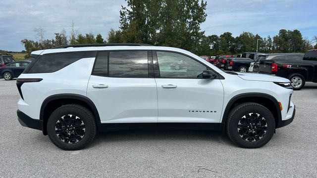 New 2027 Chevrolet Traverse Z71 AWD/4WD image 2