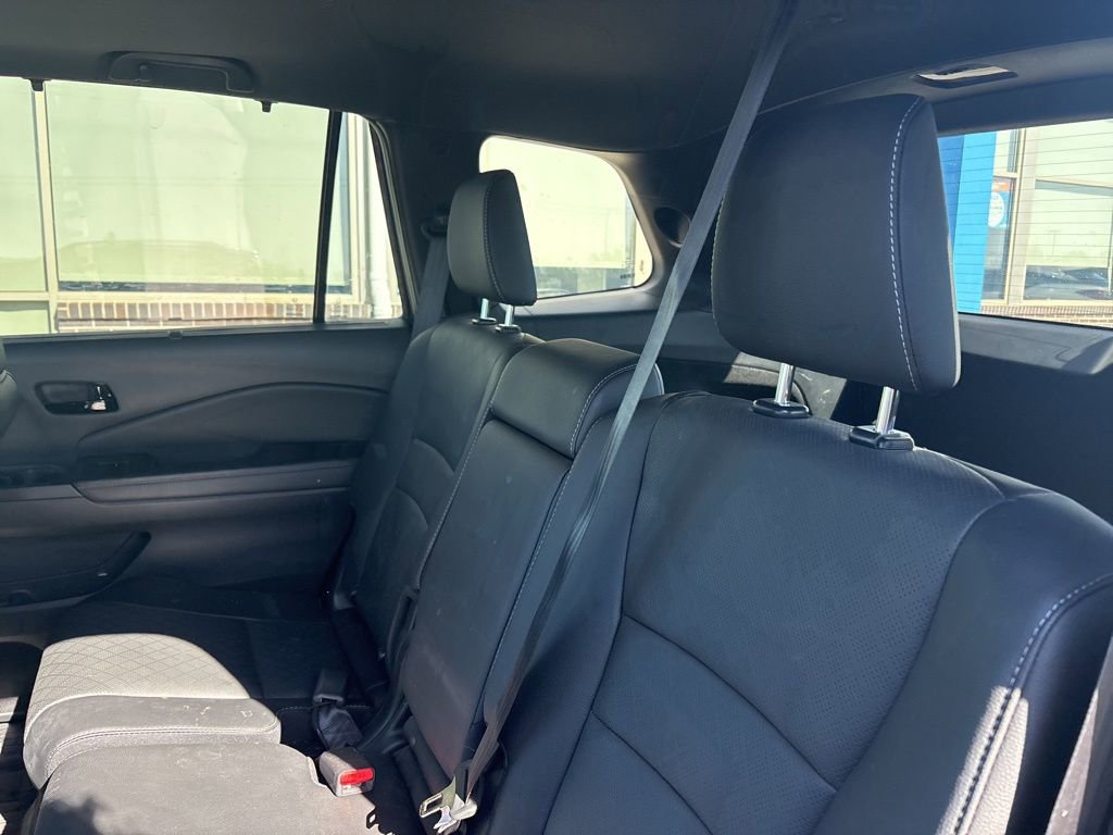 Used 2023 Honda Passport Elite image 42