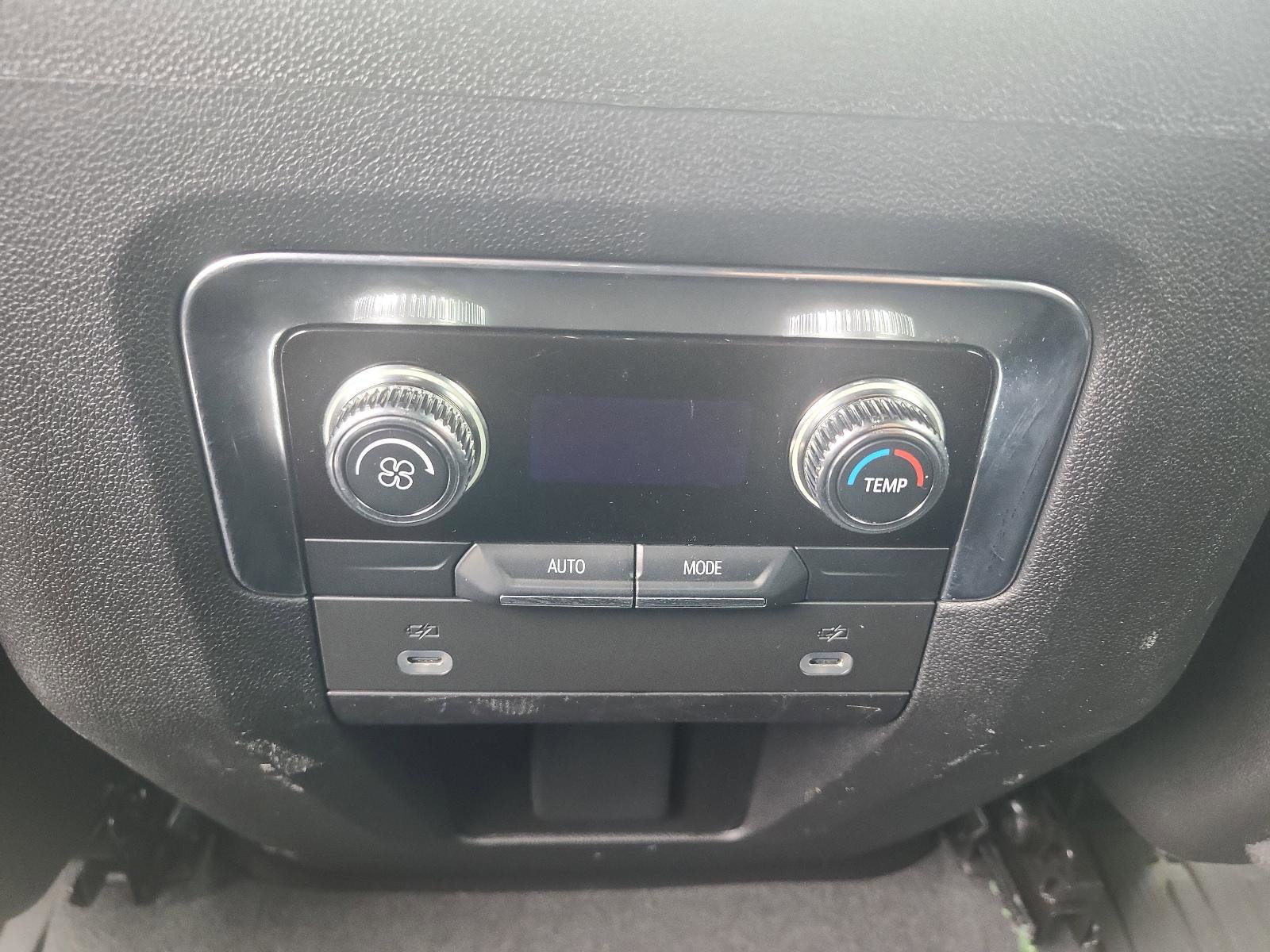 Certified 2022 GMC Yukon SLE w/ Gmc Pro Safety Plus Package image 11