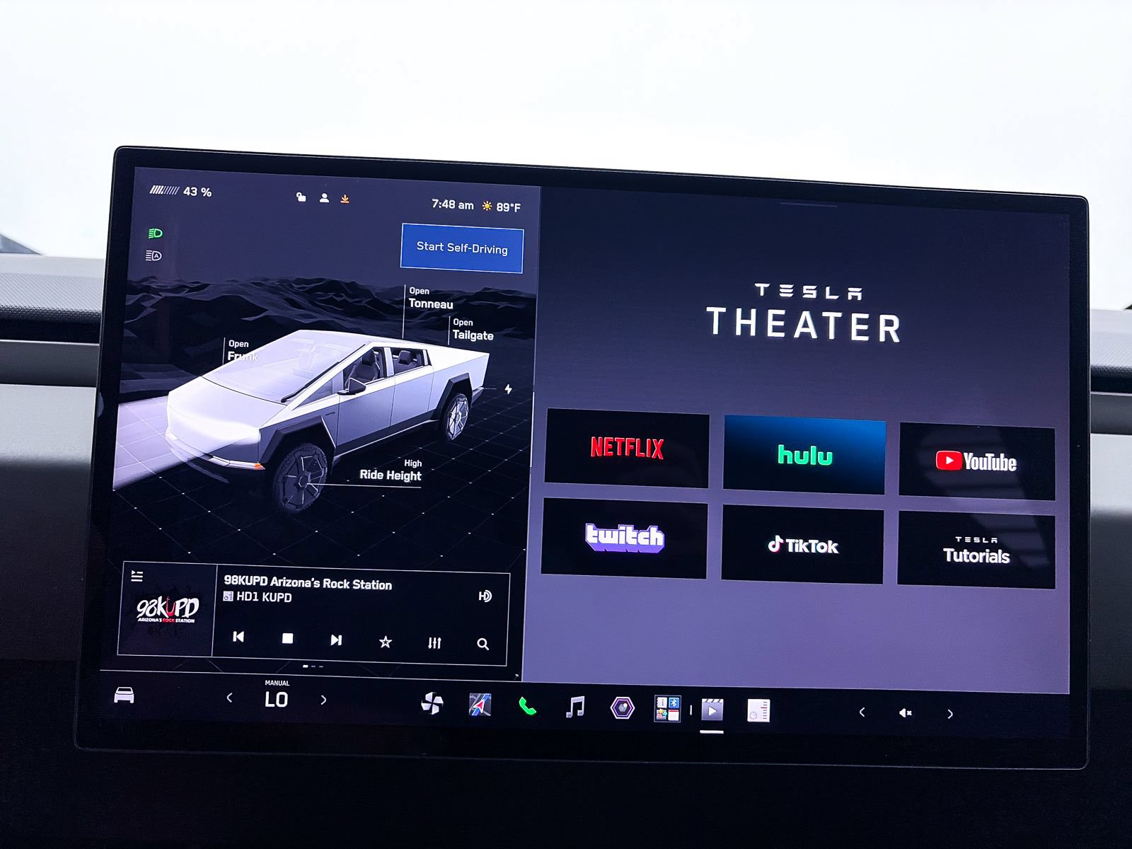 Used 2024 Tesla Cybertruck AWD Crew Cab image 7