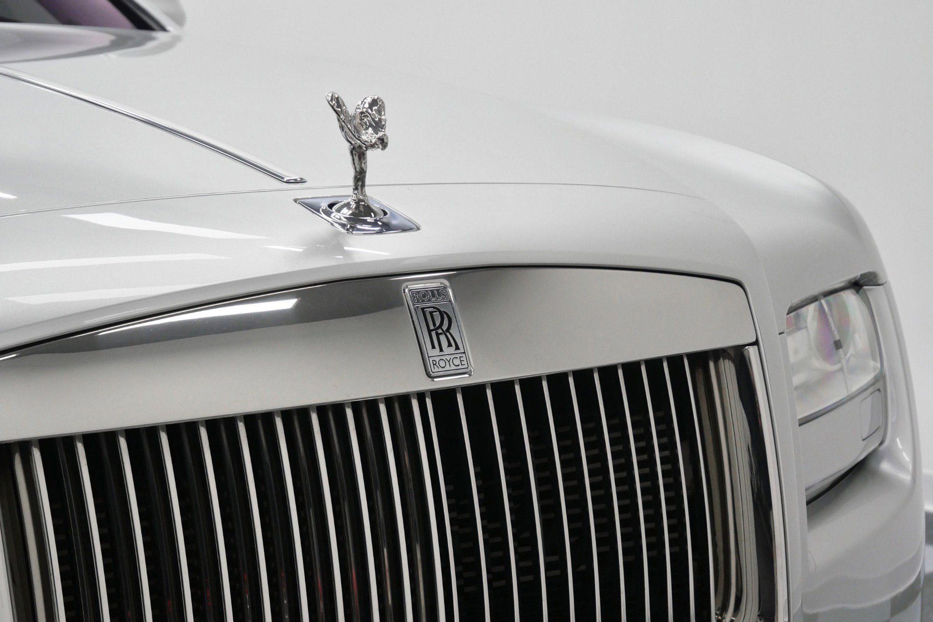 Used 2013 Rolls-Royce Ghost RWD image 38