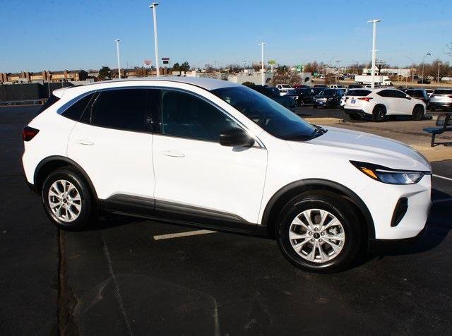 Used 2024 Ford Escape Active image 1