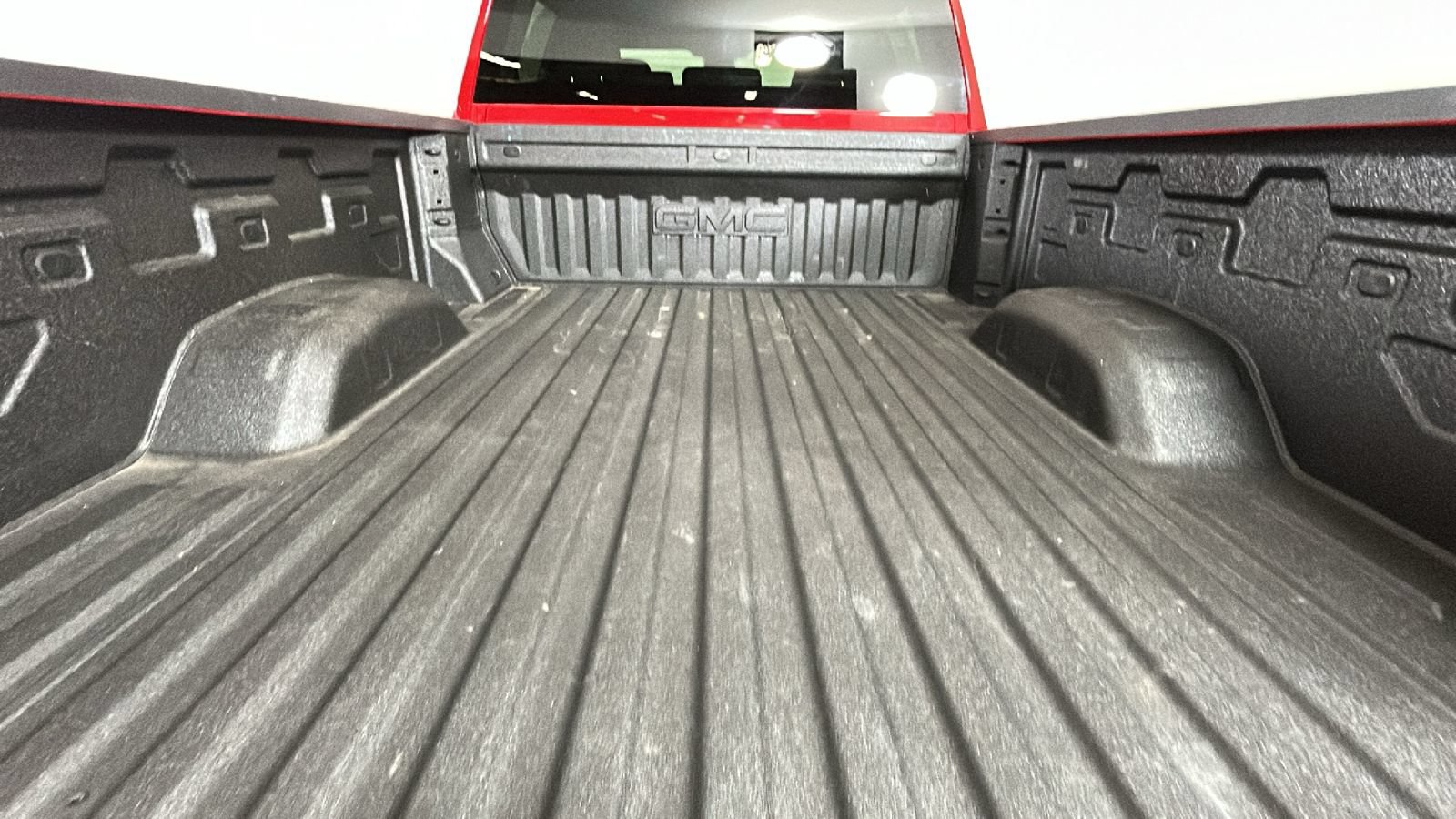 Used 2026 GMC Sierra 2500 SLE w/ SLE Value Package; AWD/4WD image 33