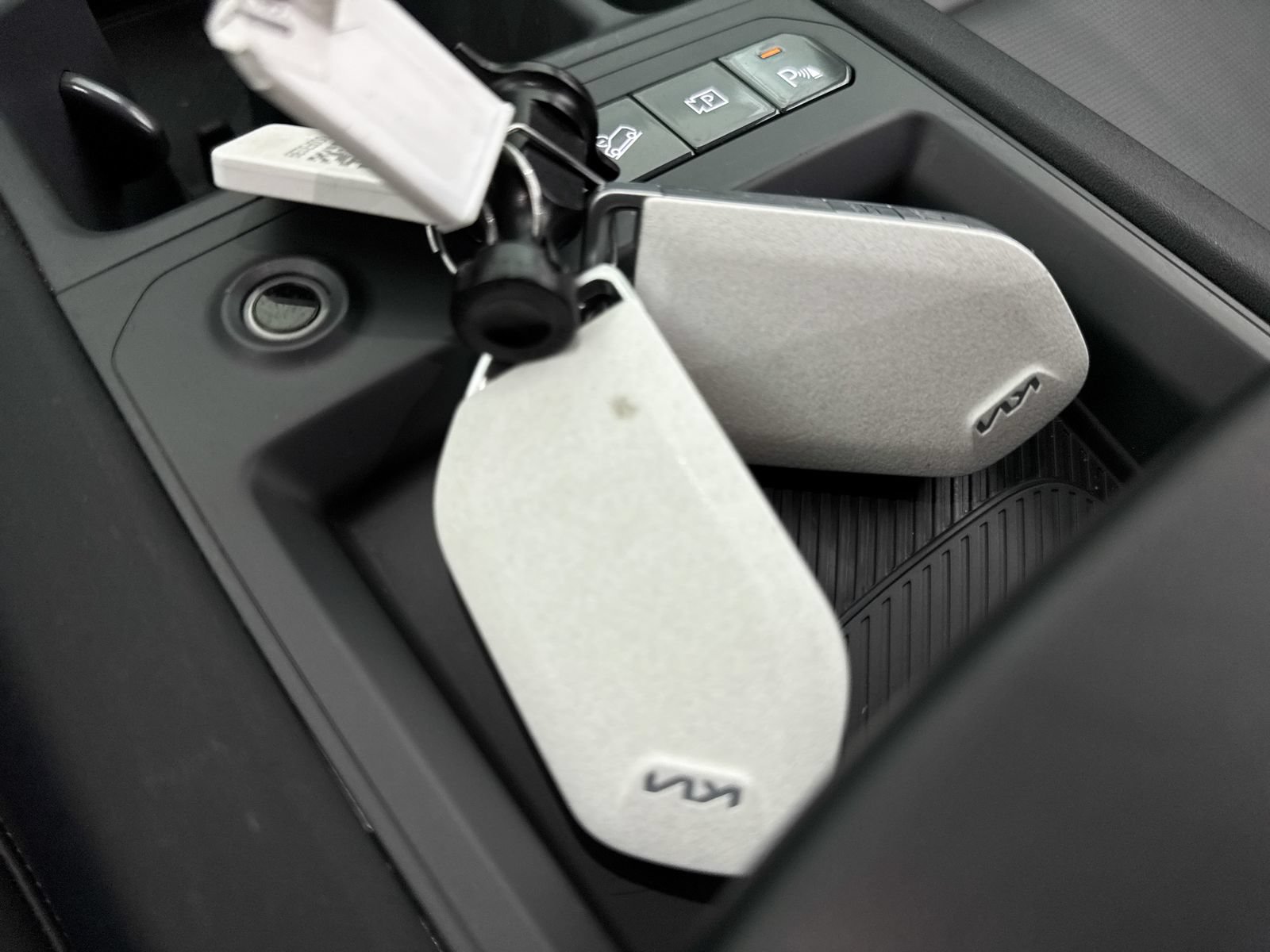 Certified 2024 Kia EV9 Light Long Range RWD image 40
