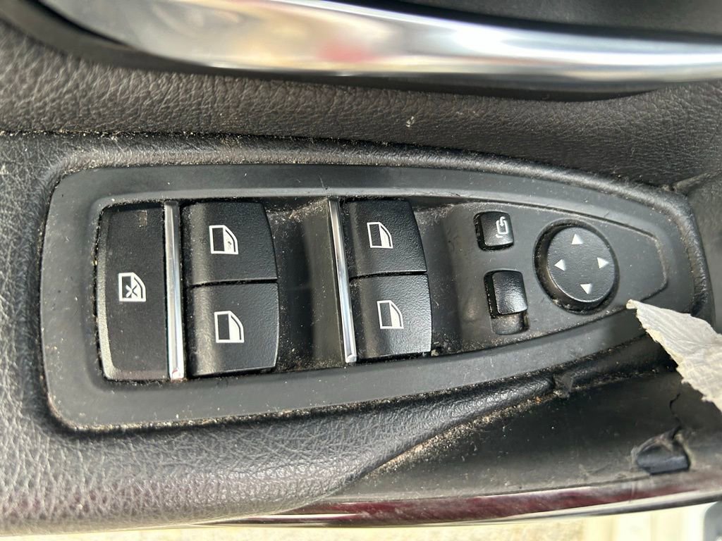 Used 2018 BMW 328d Sedan w/ Convenience Package RWD image 18