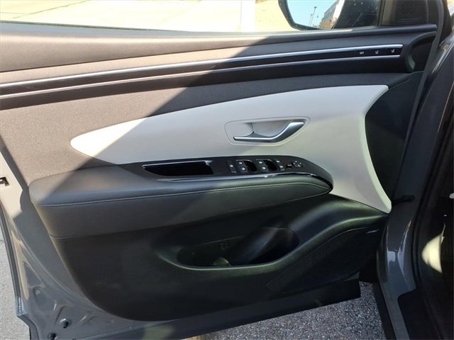 Used 2024 Hyundai Tucson Limited image 9