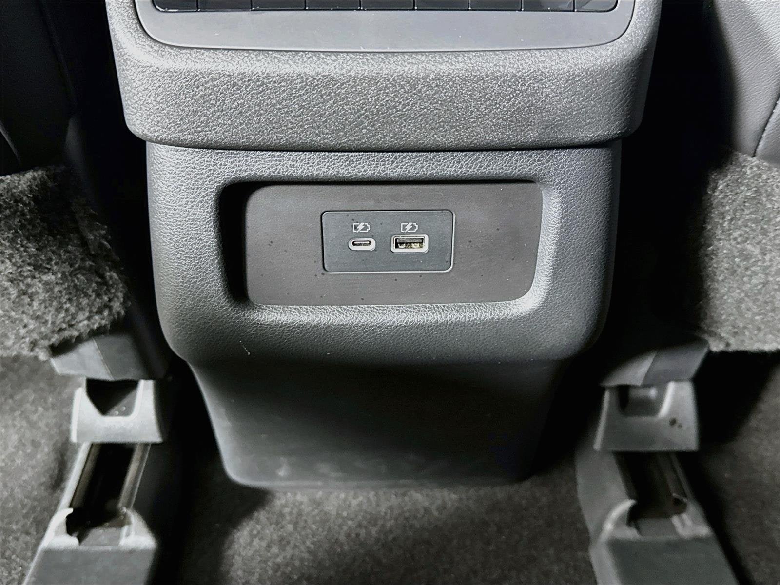 Used 2024 Nissan Pathfinder SL FWD image 26