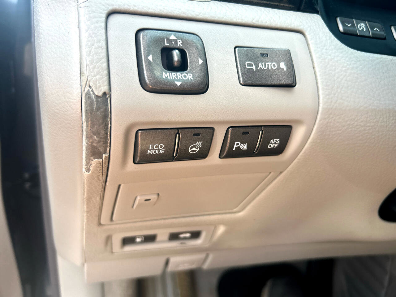 Used 2011 Lexus LS 460 image 28