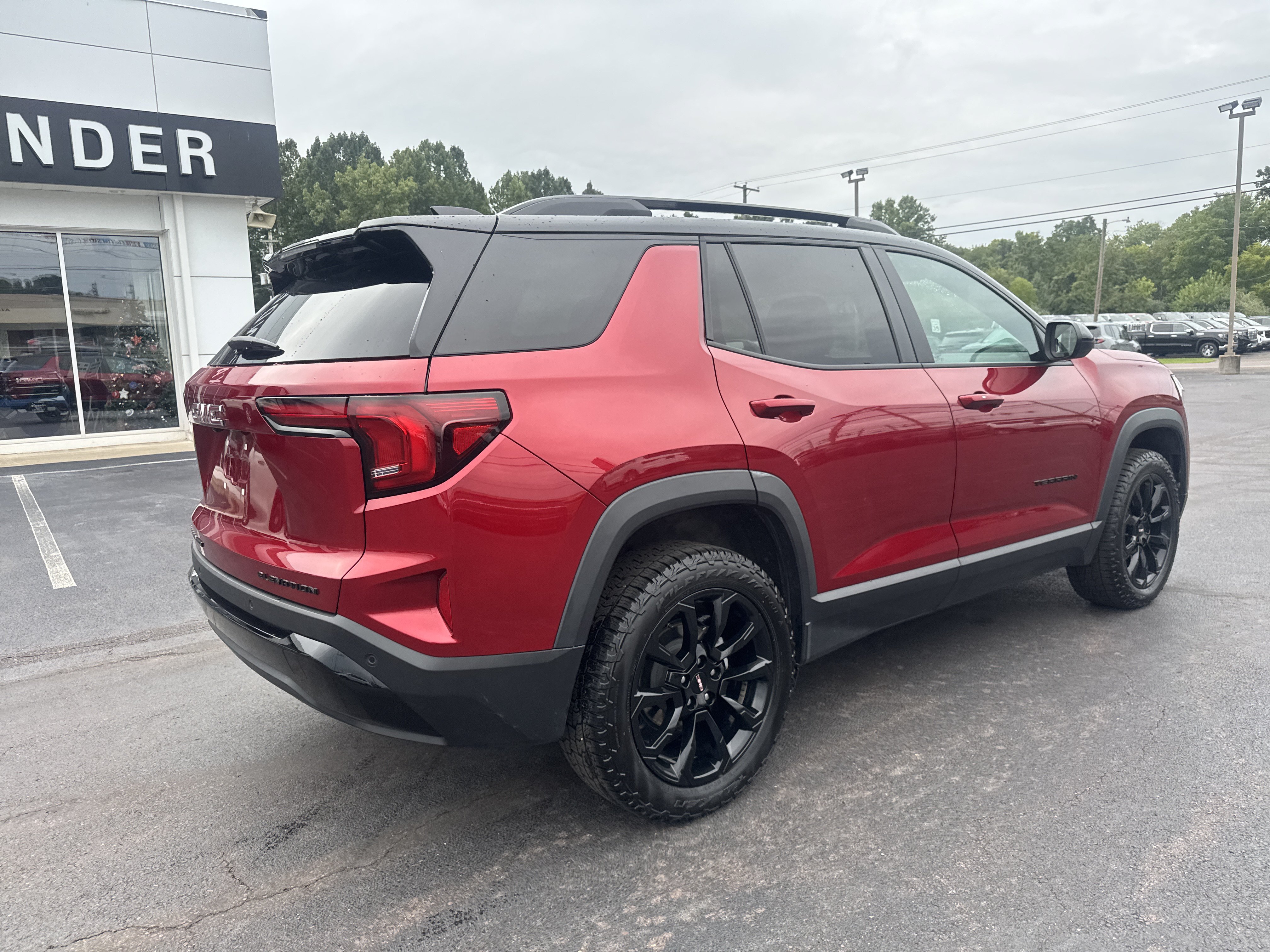 Used 2025 GMC Terrain Elevation w/ Black Edition AWD/4WD image 3