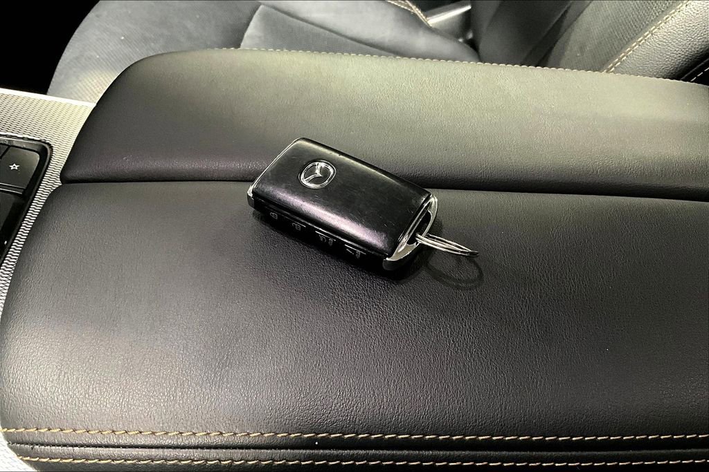 Used 2024 MAZDA CX-90 3.3 Turbo w/ Preferred Plus image 13