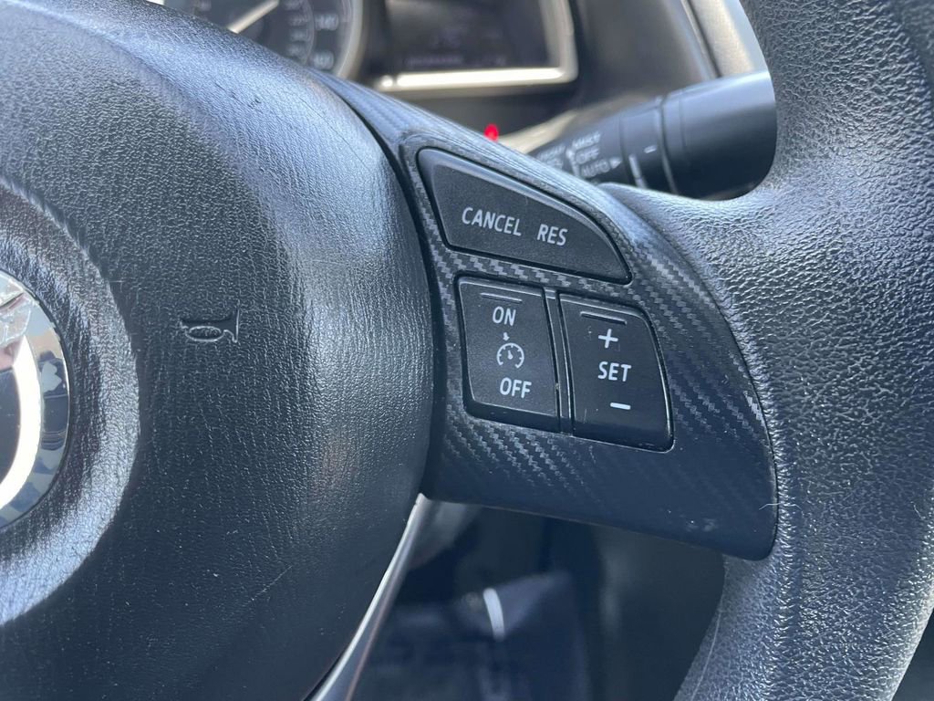 Used 2016 MAZDA MAZDA3 i Sport w/ Preferred Equipment Package FWD image 32