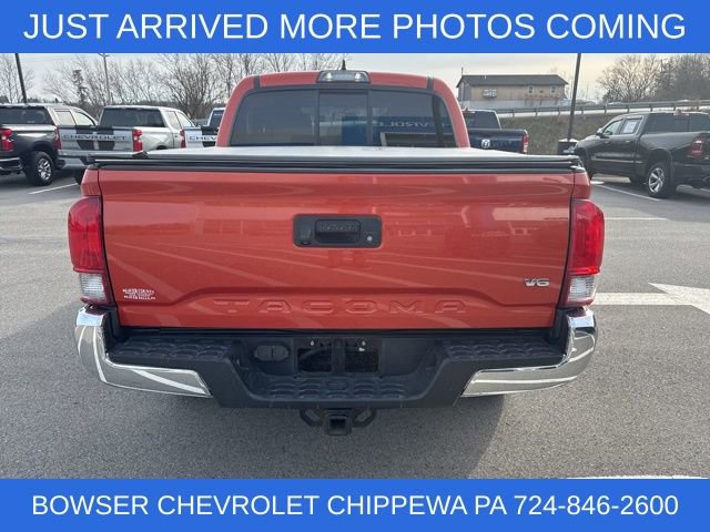 Used 2016 Toyota Tacoma TRD Off-Road w/ Towing Package image 3