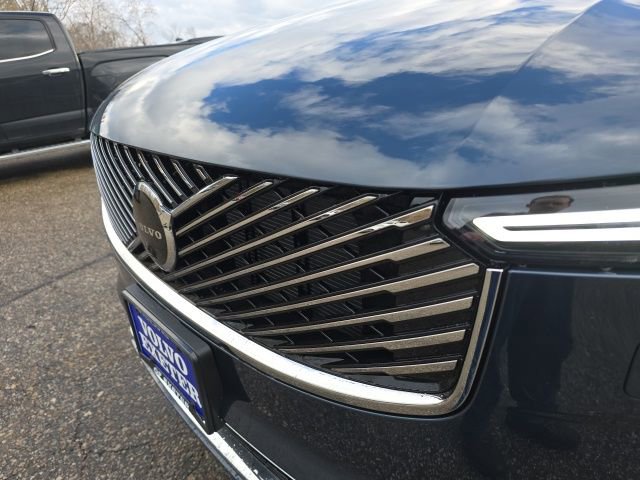 New 2026 Volvo XC90 B6 Plus w/ Protection Package Premier image 11