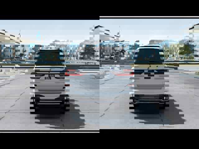 New 2025 BMW X7 M60i w/ Climate Comfort Package image 30