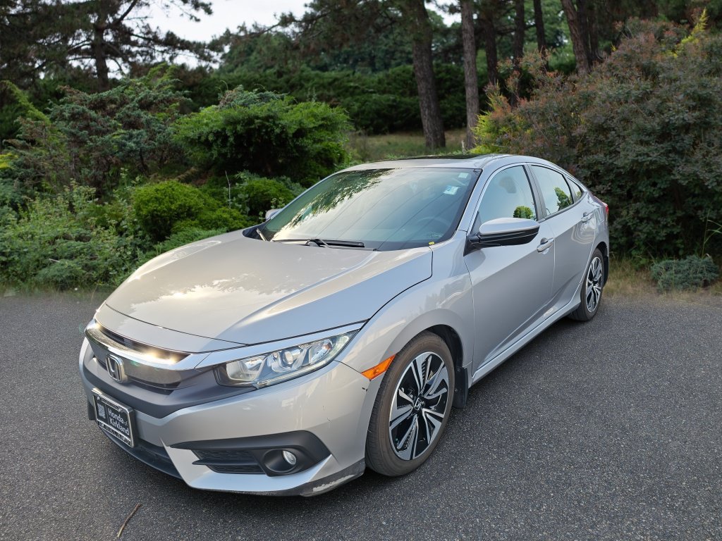 Used 2016 Honda Civic EX-T image 3