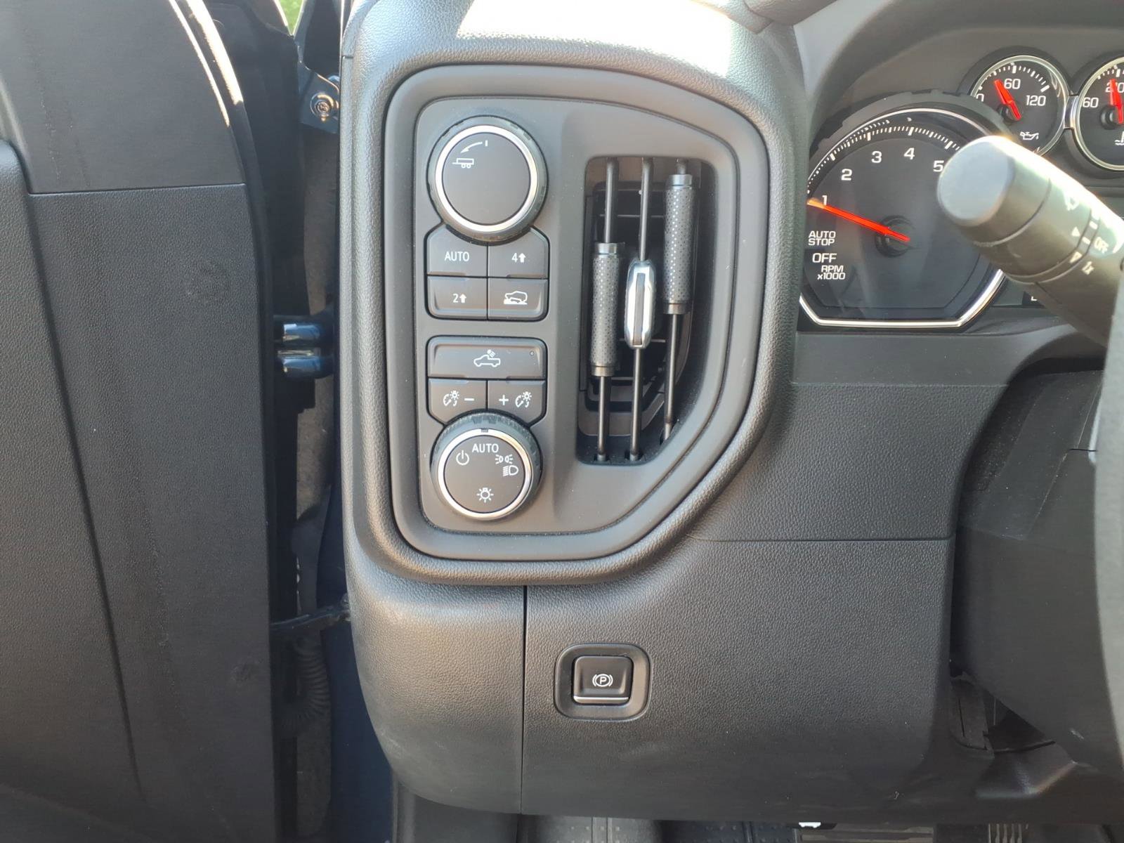 Used 2022 Chevrolet Silverado 1500 Custom w/ Safety Confidence Package image 22