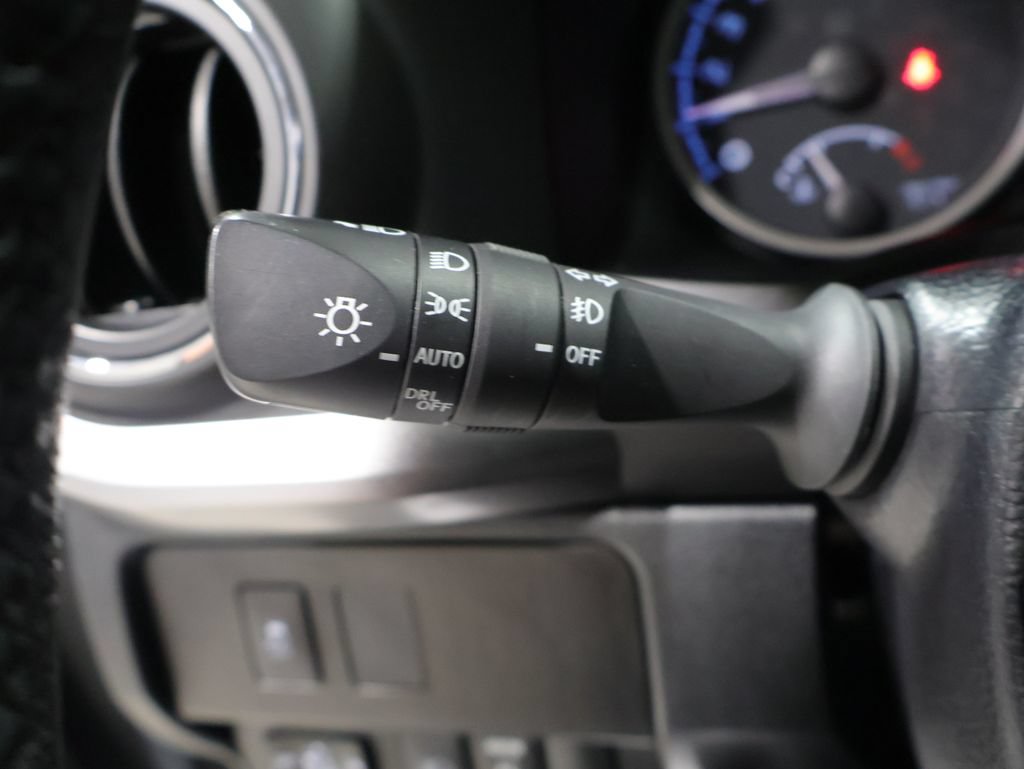 Used 2021 Toyota Tacoma SR5 w/ Trail Edition AWD/4WD image 34