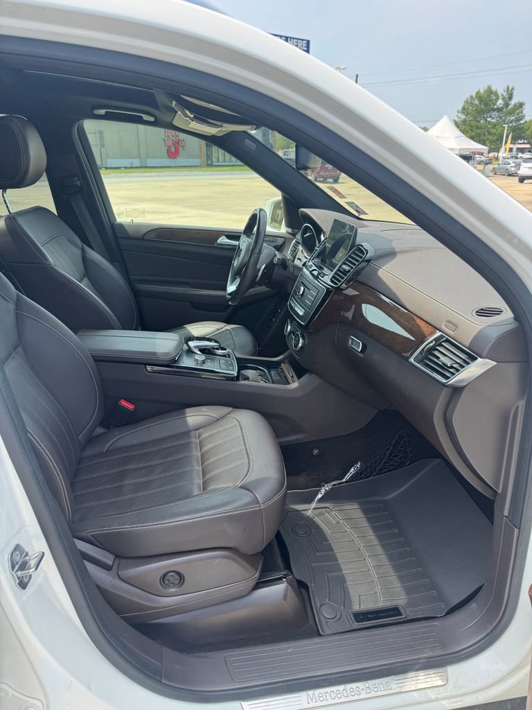 Used 2019 Mercedes-Benz GLS 450 4MATIC image 12