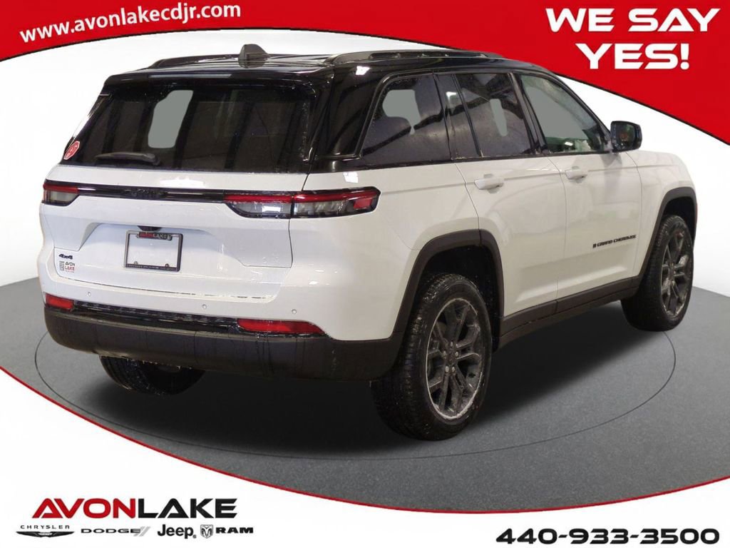 New 2025 Jeep Grand Cherokee Limited w/ Trailer Tow Package image 6