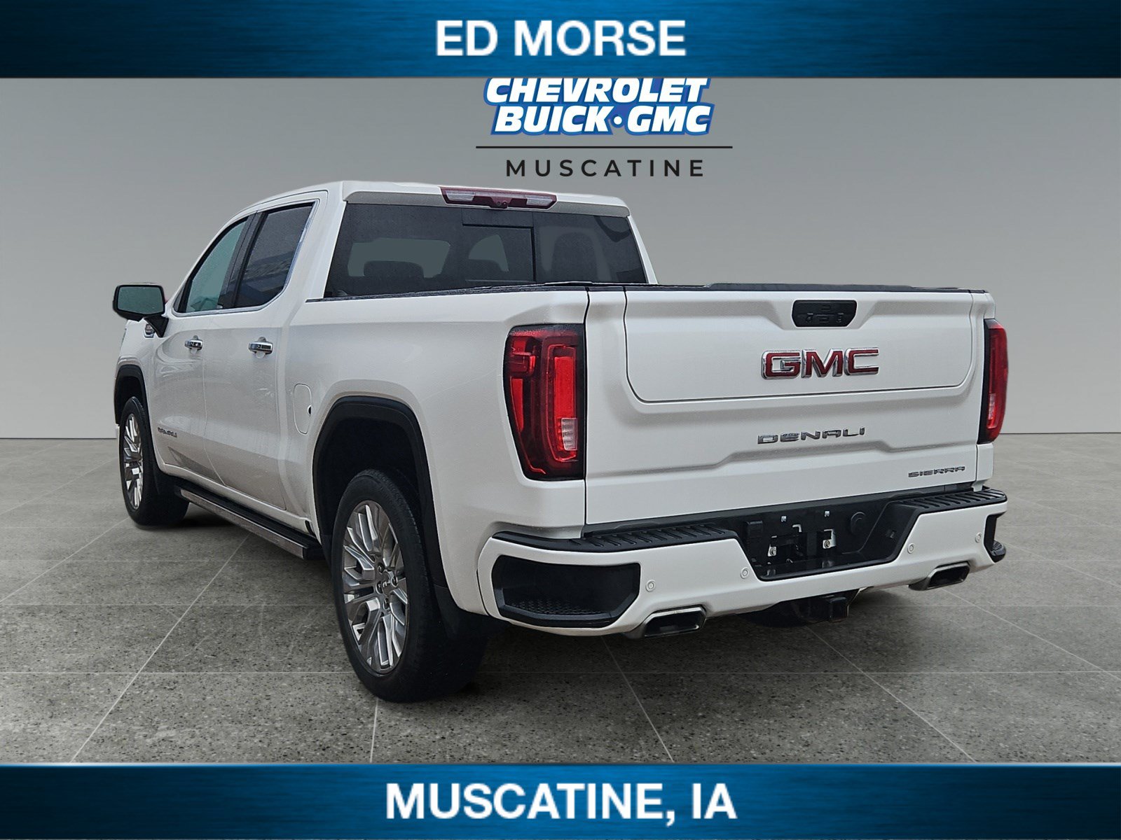 Used 2021 GMC Sierra 1500 Denali w/ Denali Ultimate Package AWD/4WD image 3