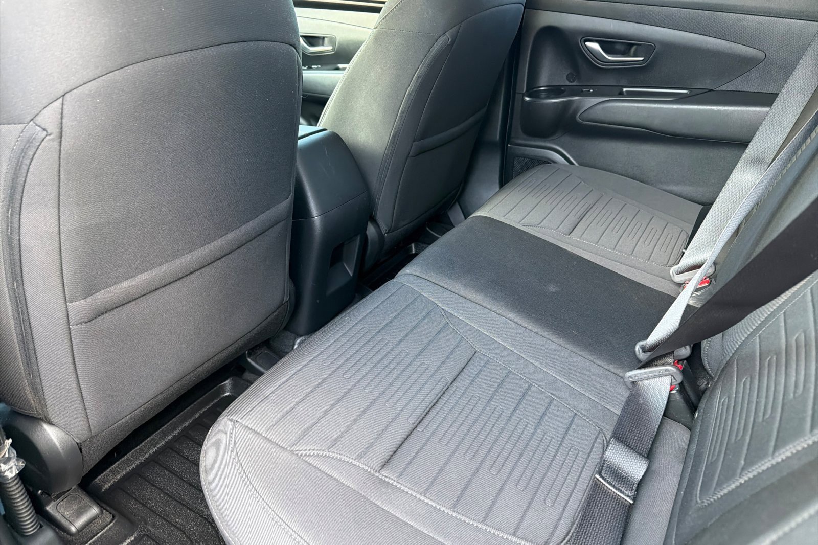 Used 2022 Hyundai Santa Cruz SEL Premium image 9