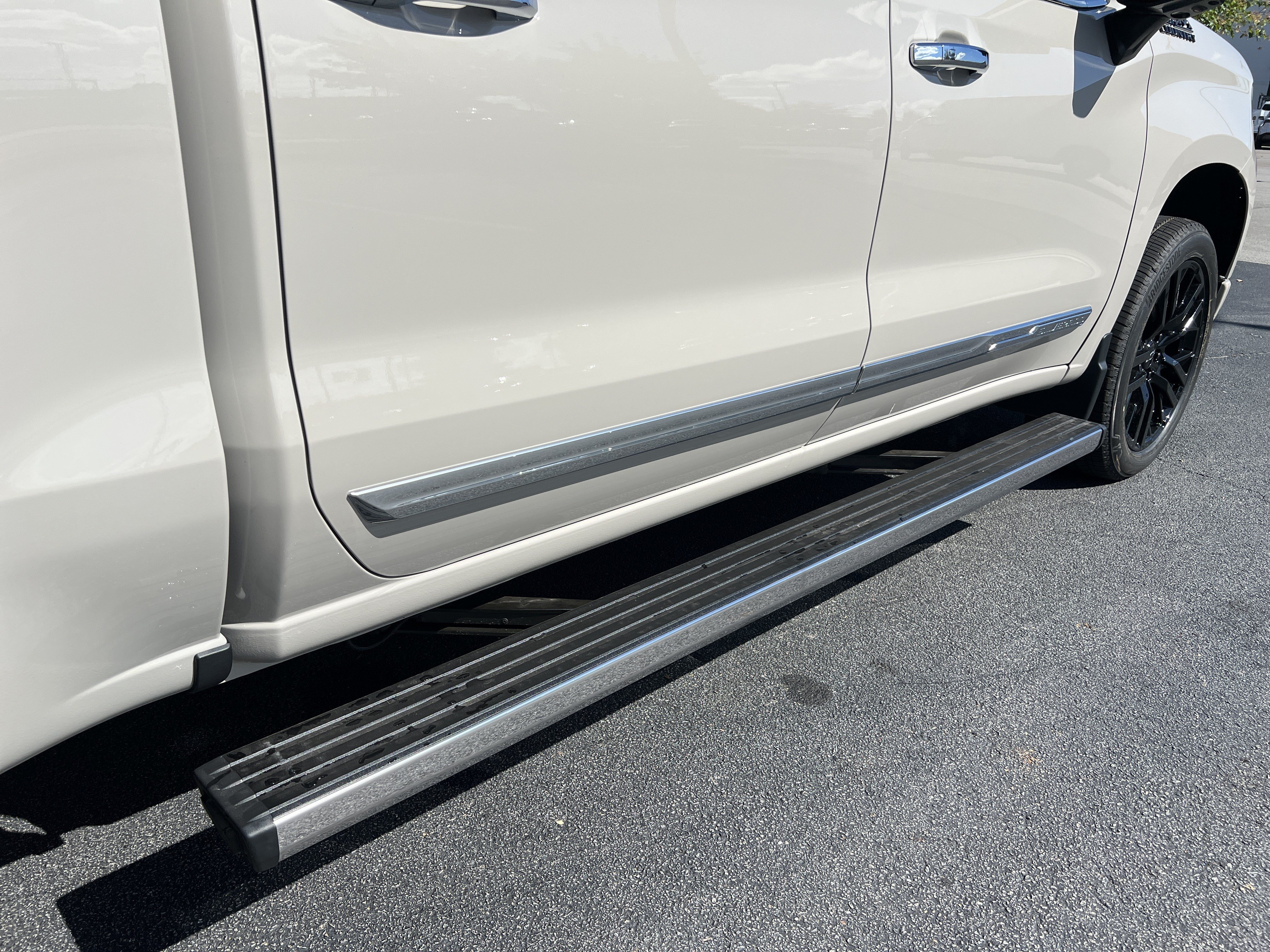 New 2026 Chevrolet Silverado 1500 High Country AWD/4WD image 43