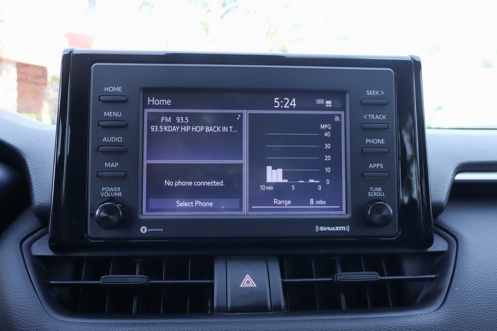 Used 2021 Toyota RAV4 XLE image 27