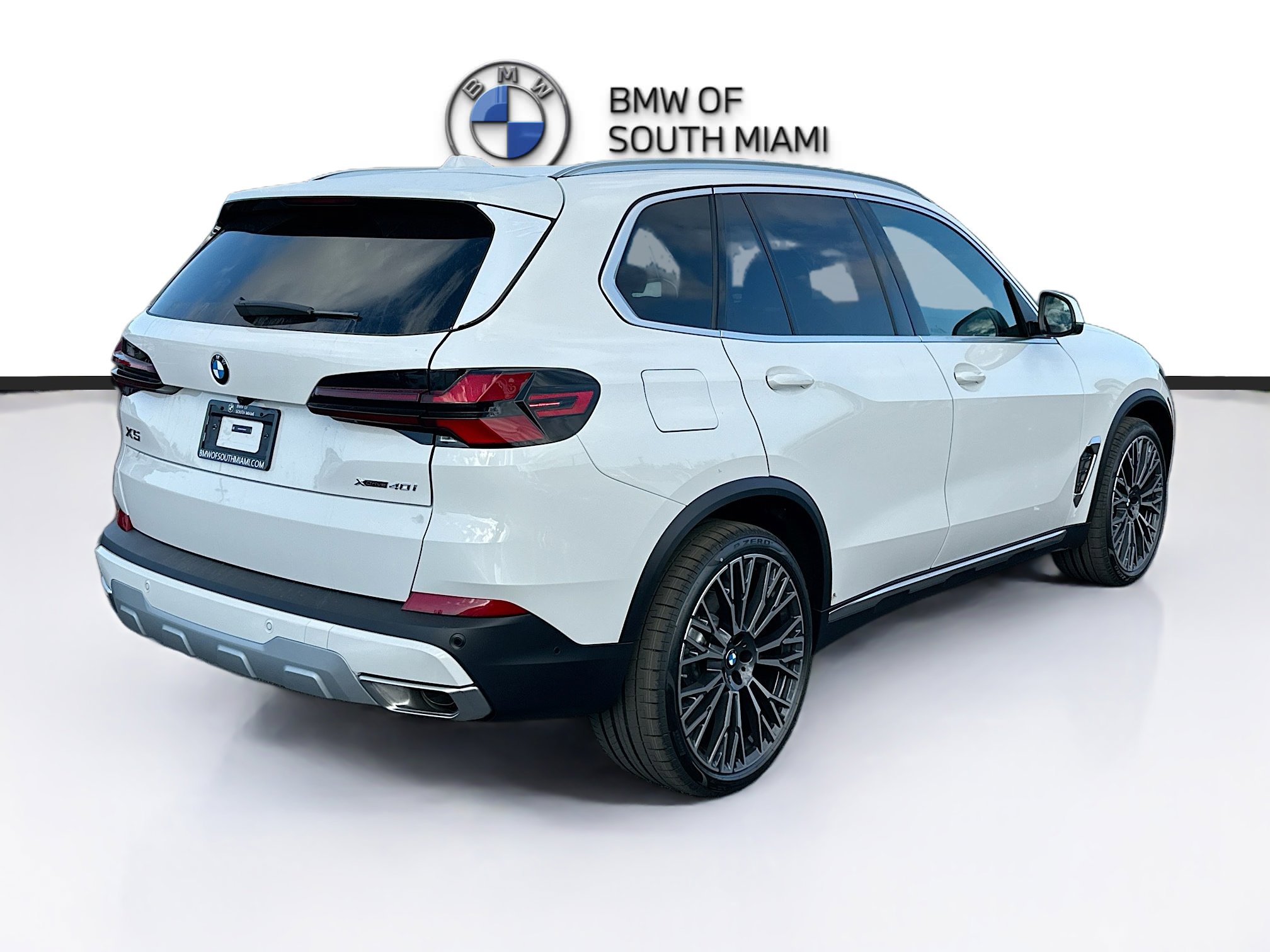 New 2026 BMW X5 xDrive40i w/ Premium Package image 6